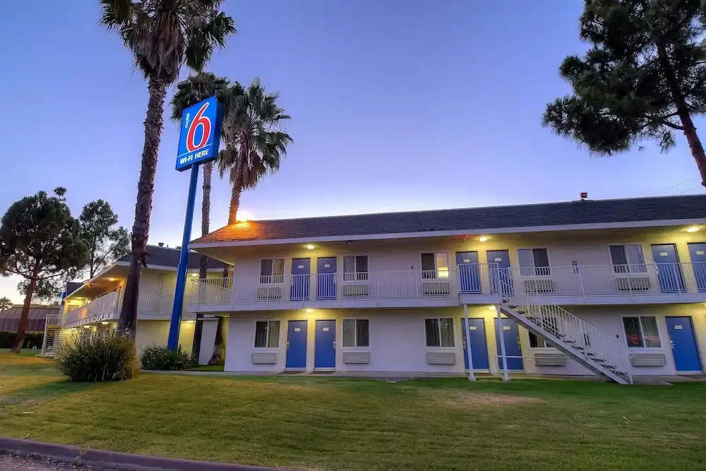 exploring-pet-friendly-motels-in-san-diego-your-guide-to-a-tail