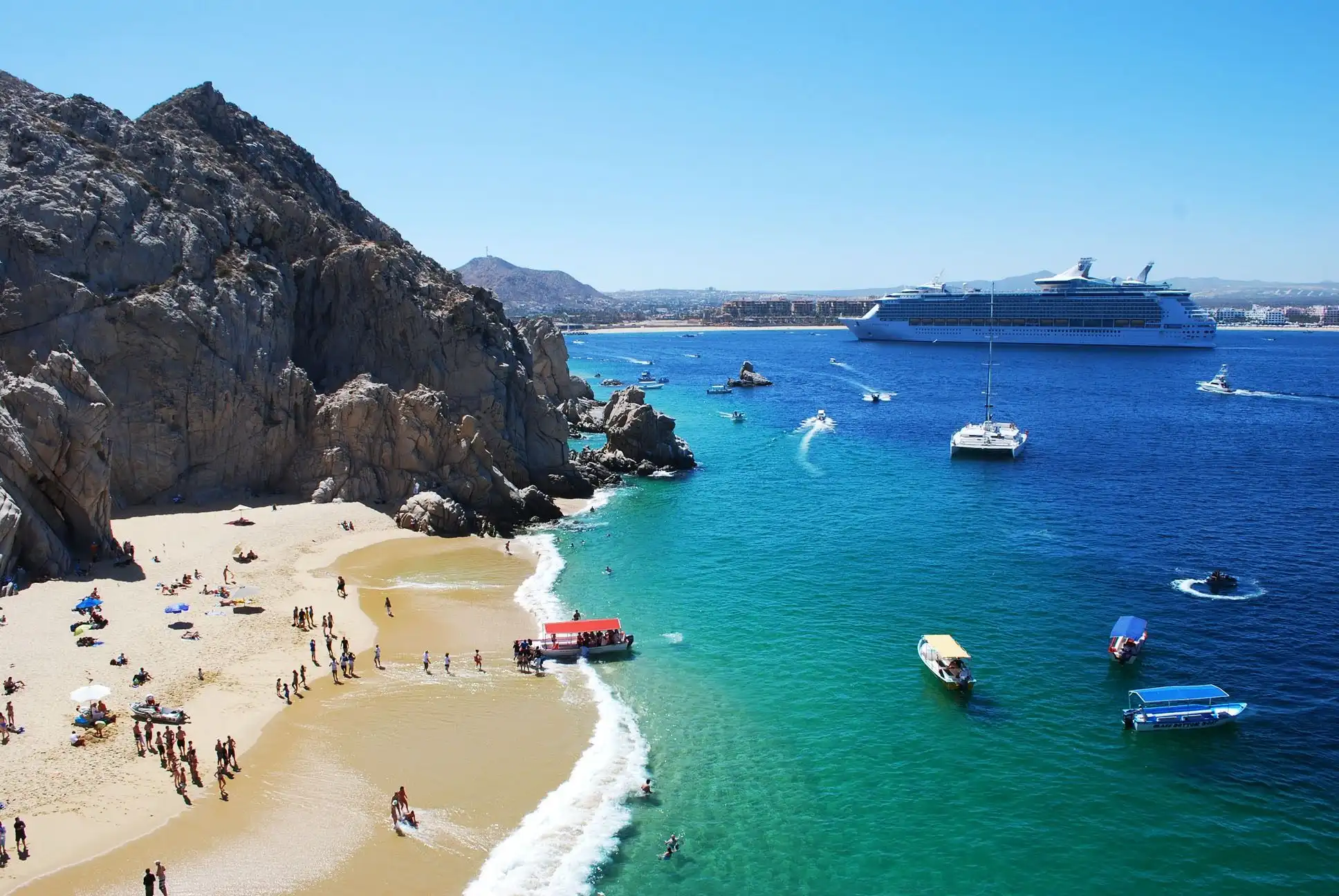 The Ultimate Guide to Staying Safe in Cabo San Lucas Travelistia