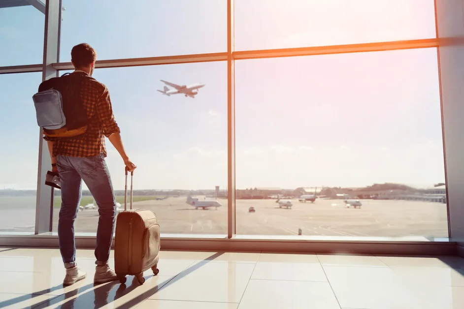 4 Tips for First-time Abroad Travelers