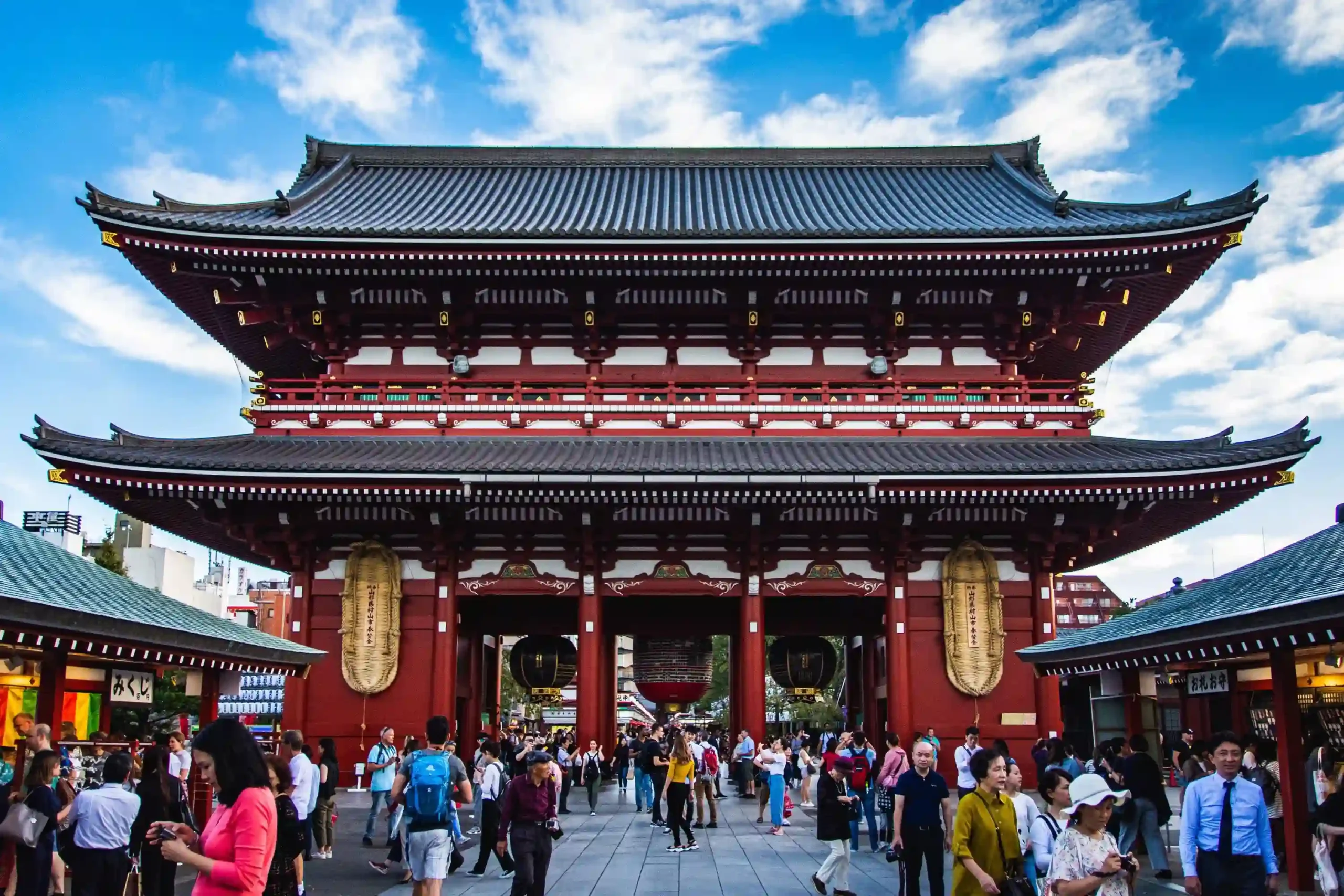 Cultural Etiquette and Customs in Tokyo