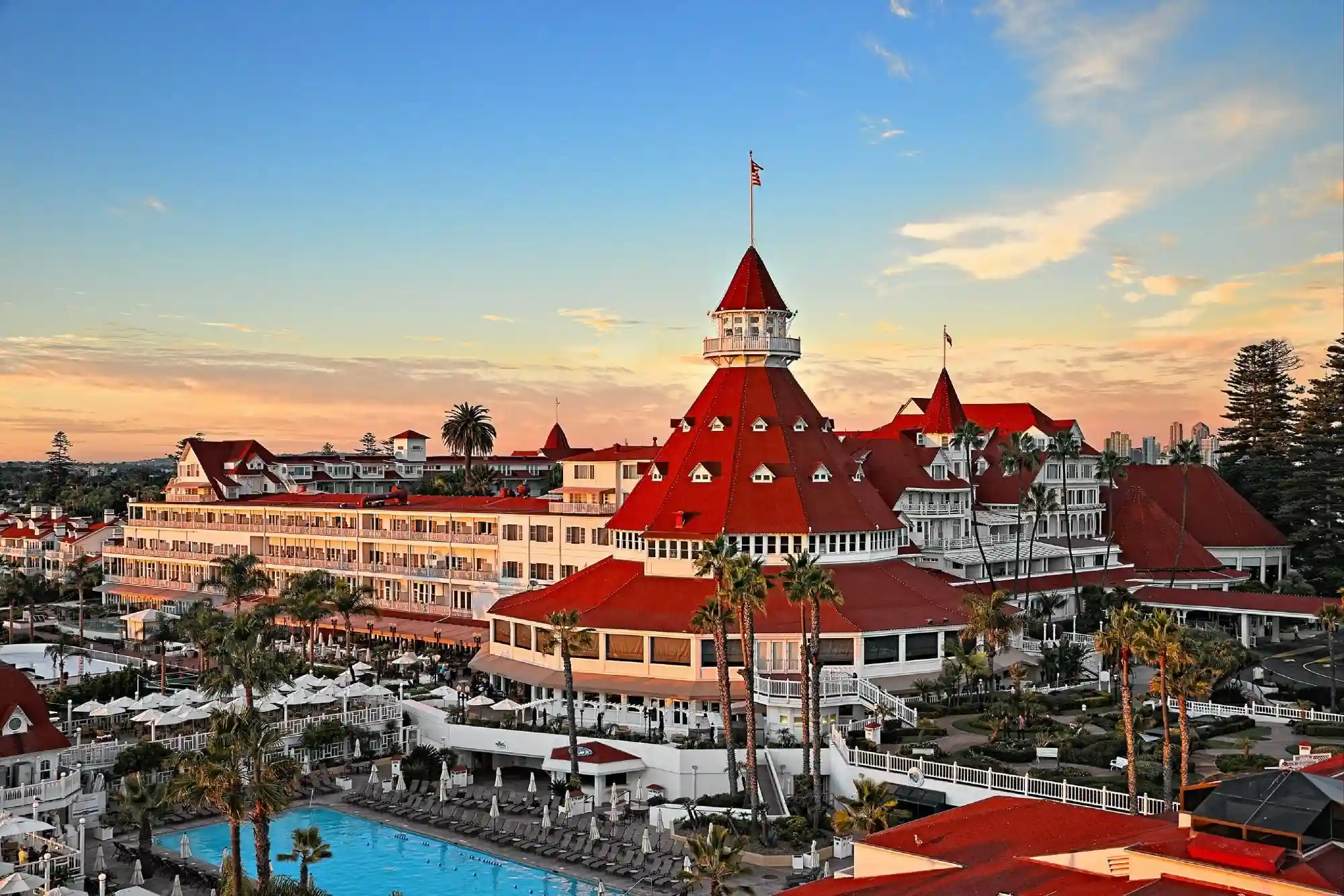 15 Best San Diego Beachfront Hotels For 2023 Travelistia