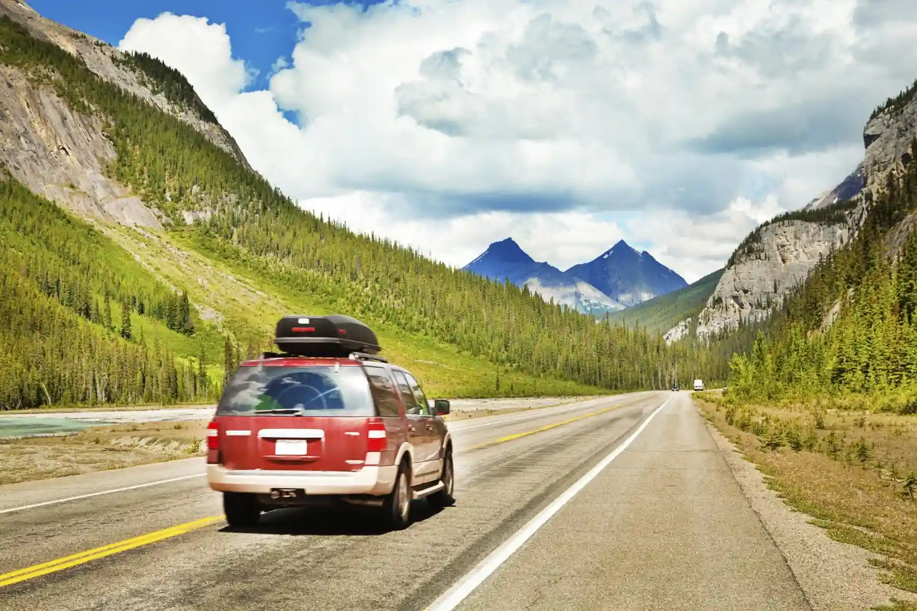 Travelling by car. Путешествие на машине. Путешествия н автомобиле. Путешествовать на машине. Дорога путешествие.