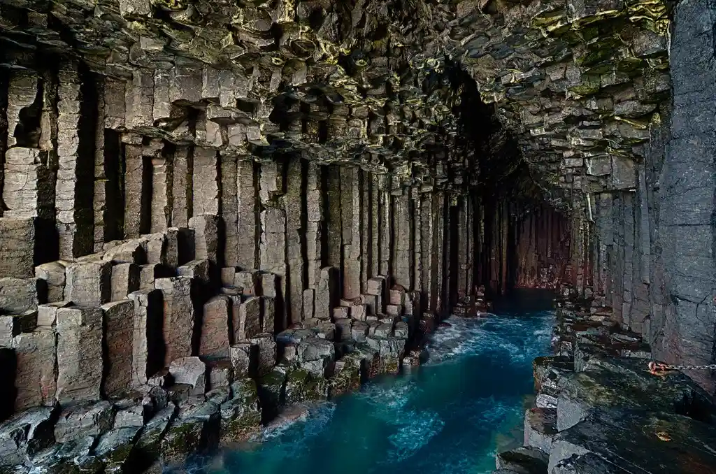 25 Weirdest Places on Earth to Visit You Won’t Believe Exist - travelistia