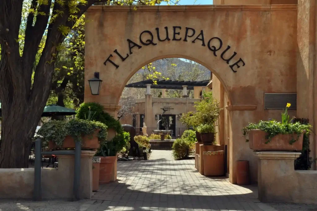 Tlaquepaque Arts and Crafts District 2